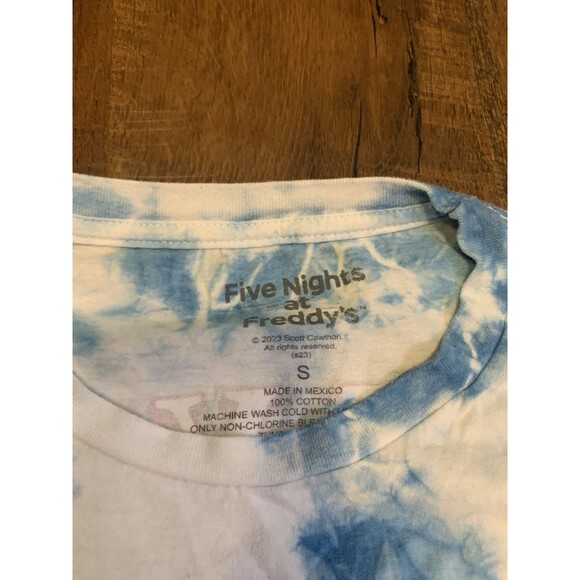 FNAF Five Nights Glamrock Freddy Tie Dye Men’s Small Graphic Double Sided Shirt - Picture 2 of 4